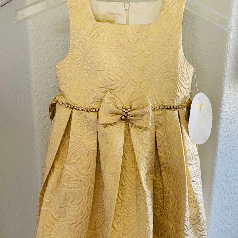 American Princess Gold Dress 👸👑